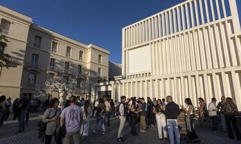 Museo Helga de Alvear programa visitas comentadas y actividades por el Da de los Museos
