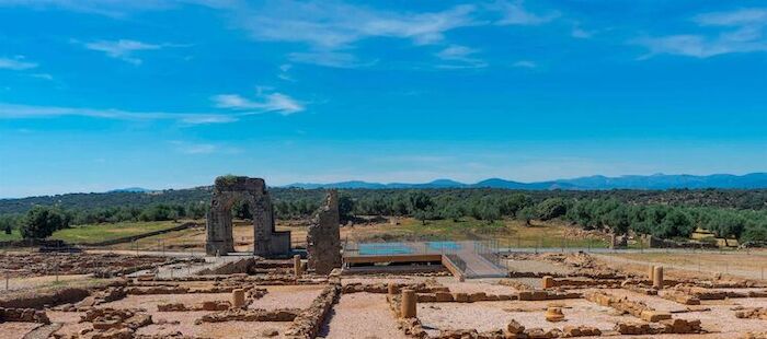 Las Jornadas Patrimonio en Extremadura ofrecen visitas guiadas a Cáparra y pueblos de colonización