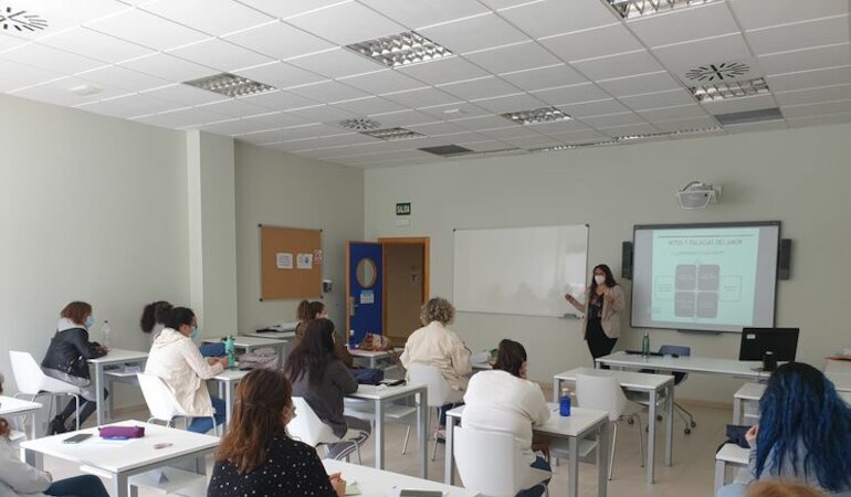 Ayuntamiento Mrida desarrolla talleres de sensibilizacin con alumnos de la ESHAEx